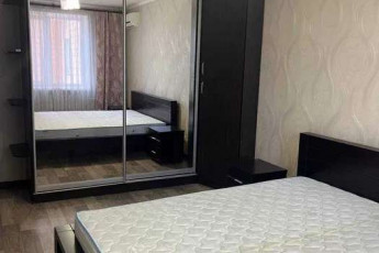 Сдам 3-х кімнатну квартиру, Одесская, Код: 785004/2