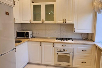 Продам 2-х кімнатну квартиру, Центр, Код: 787659/19