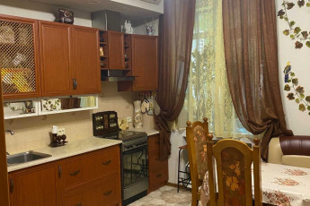 Продам 2-х кімнатну квартиру, Центр, Код: 790224/1