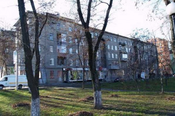 Продам 3-х кімнатну квартиру, Центр, Код: 790257/1