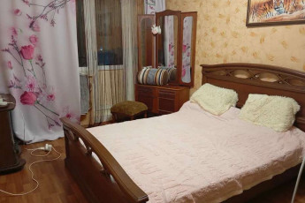 Продам 3-х кімнатну квартиру, ХТЗ, Хролы пос., Код: 795357/2