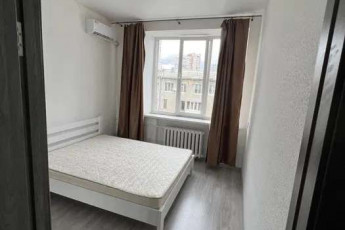 Продам 2-х кімнатну квартиру, Сосновая Горка, Научная метро, Код: 796906/1