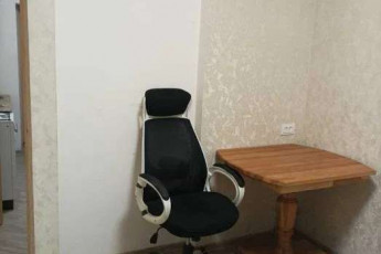 Продам 3-х кімнатну квартиру, Центр, Код: 797082/2