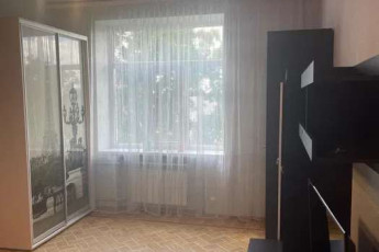 Продам 2-х кімнатну квартиру, Центр, Ярослава Мудрого пл., Код: 797177/7