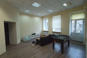 Сдам 5-и кімнатну квартиру, Центр, Код: 798144/1