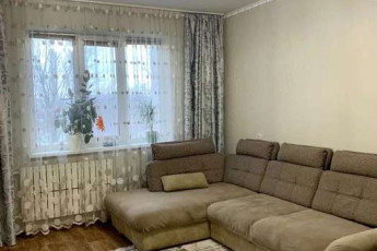 Продам 3-х кімнатну квартиру, Рогань, Роганский ж/м, Код: 800051/1