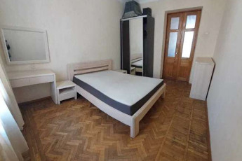 Сдам 3-х кімнатну квартиру, Центр, Код: 800130/1