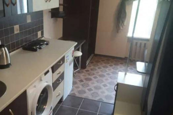 Сдам гостинку, Холодная Гора, Код: 800373/1