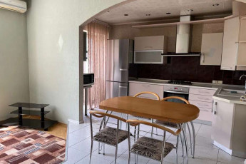 Сдам 3-х кімнатну квартиру, Центр, Код: 800729/1