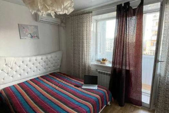 Продам 2-х кімнатну квартиру, Гагарина проспект, Спортивная метро, Код: 800799/2