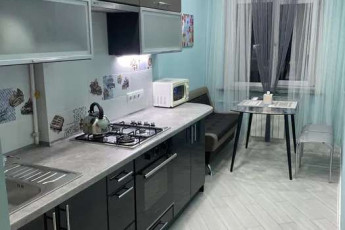 Сдам 2-х кімнатну квартиру, Центр, Код: 800942/1