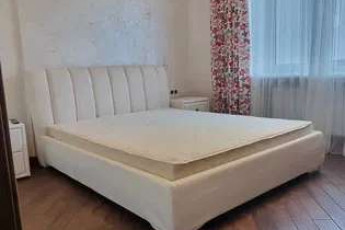 Продам 2-х кімнатну квартиру, Сосновая Горка, Научная метро, Код: 801025/2