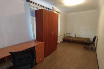 Сдам гостинку, Новые дома, Армейская метро (Советской Армии), Код: 801705/1