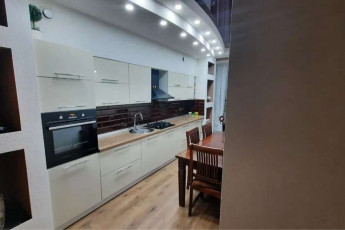 Продам 3-х кімнатну квартиру, , Код: 801961/1