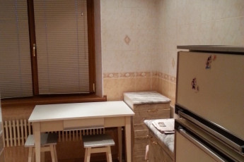 Продам 3-х кімнатну квартиру, Гагарина проспект, Метростроителей метро, Код: 802707/1