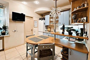 Продам 2-х кімнатну квартиру, Центр, Код: 804028/12