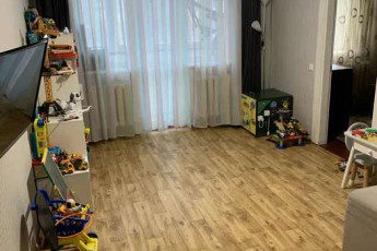 Продам 3-х кімнатну квартиру, ХТЗ, Код: 804089/1