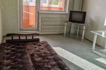 Продам 1-кімнатну квартиру, Новые дома, Маршала Жукова метро (Дворец спорта), Код: 804935/1