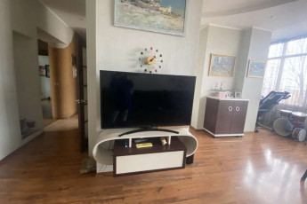 Сдам 4-х кімнатну квартиру, Центр, Университет метро, Код: 805011/1