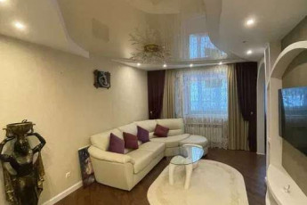 Продам 3-х кімнатну квартиру, Рогань, Роганский ж/м, Код: 805790/1