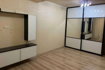 Продам 2-х кімнатну квартиру, Салтовка, ТРК Украина, Код: 806157/1