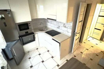 Продам 3-х кімнатну квартиру, Рогань, Роганский ж/м, Код: 806917/1