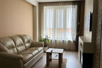 Продам 2-х кімнатну квартиру, Журавлевка, Киевская метро, Код: 807046/1