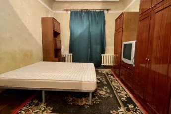 Продам 2-х кімнатну квартиру, Центр, Код: 807074/1