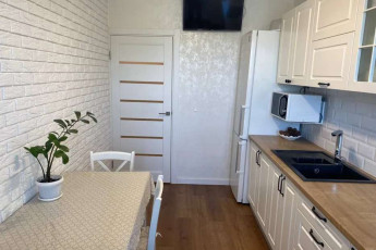 Продам 3-х кімнатну квартиру в новобудові, ХТЗ, ХТЗ метро, Код: 807423/1