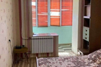 Продам 3-х кімнатну квартиру, Аэропорт, Код: 807561/1