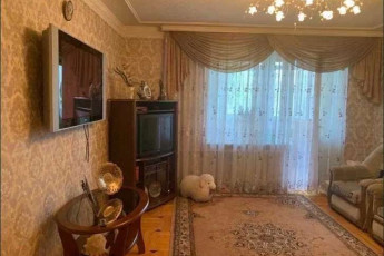 Продам 3-х кімнатну квартиру, Дергачевский р-н, Солоницевка пгт., Код: 807900/1