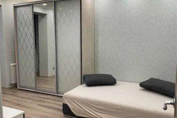 Продам 1-кімнатну квартиру в новобудові, Центральный рынок, Центральный Рынок метро, Код: 807966/1