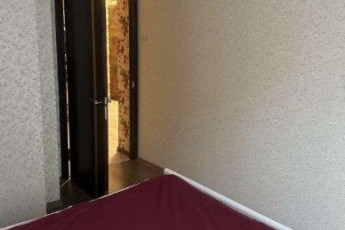 Продам 3-х кімнатну квартиру, Рогань, Роганский ж/м, Код: 808074/1