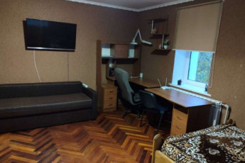 Продам 1-кімнатну квартиру, Рогань, Докучаевское, Код: 808257/2