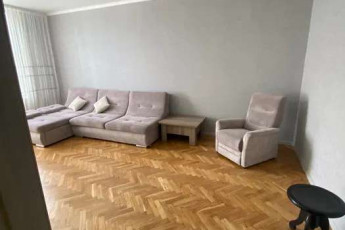 Продам 2-х кімнатну квартиру, Центр, Площадь Конституции метро (Советская), Код: 808463/1