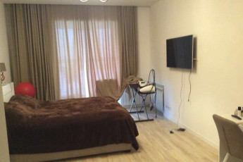 Продам 2-х кімнатну квартиру, Центр, Код: 808543/1