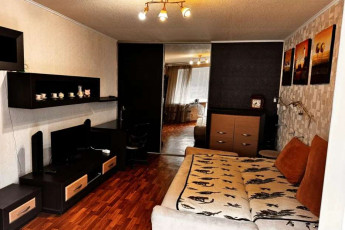 Сдам 1-кімнатну квартиру, Центр, Ярослава Мудрого пл., Код: 808748/5