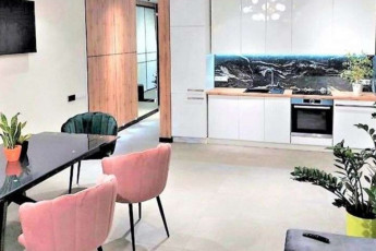 Продам 3-х кімнатну квартиру в новобудові, Центр, Код: 809306/1