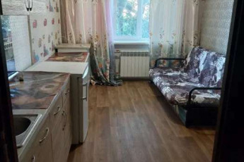 Сдам гостинку, ХТЗ, Пролетарская метро (Индустриальная), Код: 809758/2