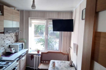 Продам 2-х кімнатну квартиру, Дергачевский р-н, Солоницевка пгт., Код: 809784/1