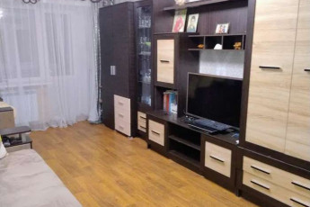 Продам 3-х кімнатну квартиру, Завод Шевченко, Код: 810124/1