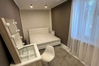 Сдам 3-х кімнатну квартиру, Гагарина проспект, Проспект Гагарина метро, Код: 810173/1