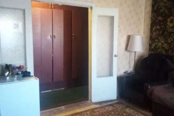 Продам 3-х кімнатну квартиру, Гагарина проспект, Метростроителей метро, Код: 810241/1