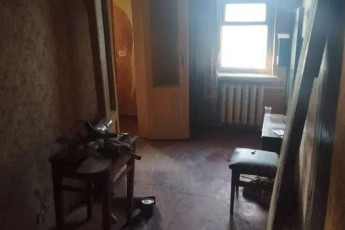 Продам 4-х кімнатну квартиру, Одесская, 13 больница, Код: 810255/1