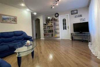 Продам 3-х кімнатну квартиру, Рогань, Код: 810344/1