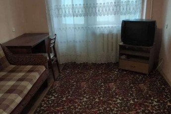 Продам 1-кімнатну квартиру, ХТЗ, Пролетарская метро (Индустриальная), Код: 810435/1