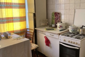 Продам 2-х кімнатну квартиру, Рогань, Код: 810824/2
