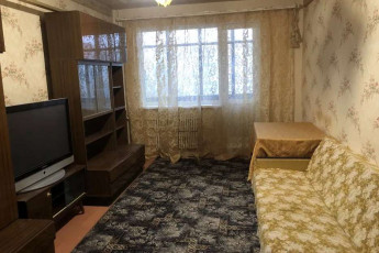 Сдам 4-х кімнатну квартиру, ХТЗ, Пролетарская метро (Индустриальная), Код: 810841/1