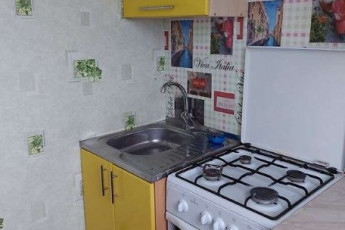 Продам 2-х кімнатну квартиру, Рогань, Код: 810937/1