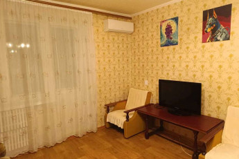 Сдам 1-кімнатну квартиру, Гагарина проспект, Защитников Украины метро (Площадь Восстания), Код: 811506/1